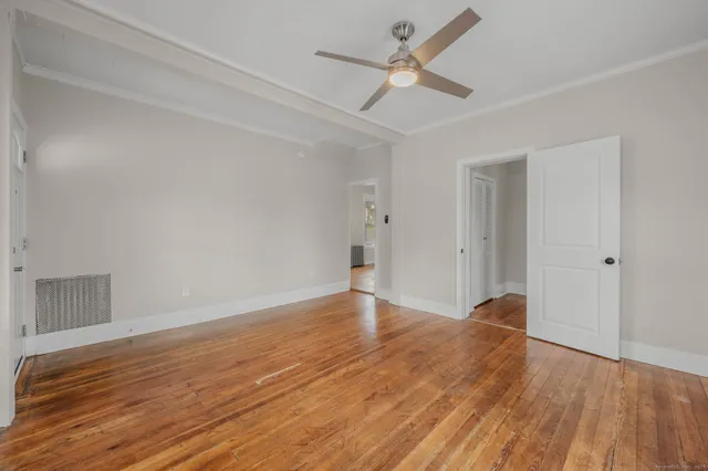 $2,000 | 245 Willetts Avenue, New London, CT 06320