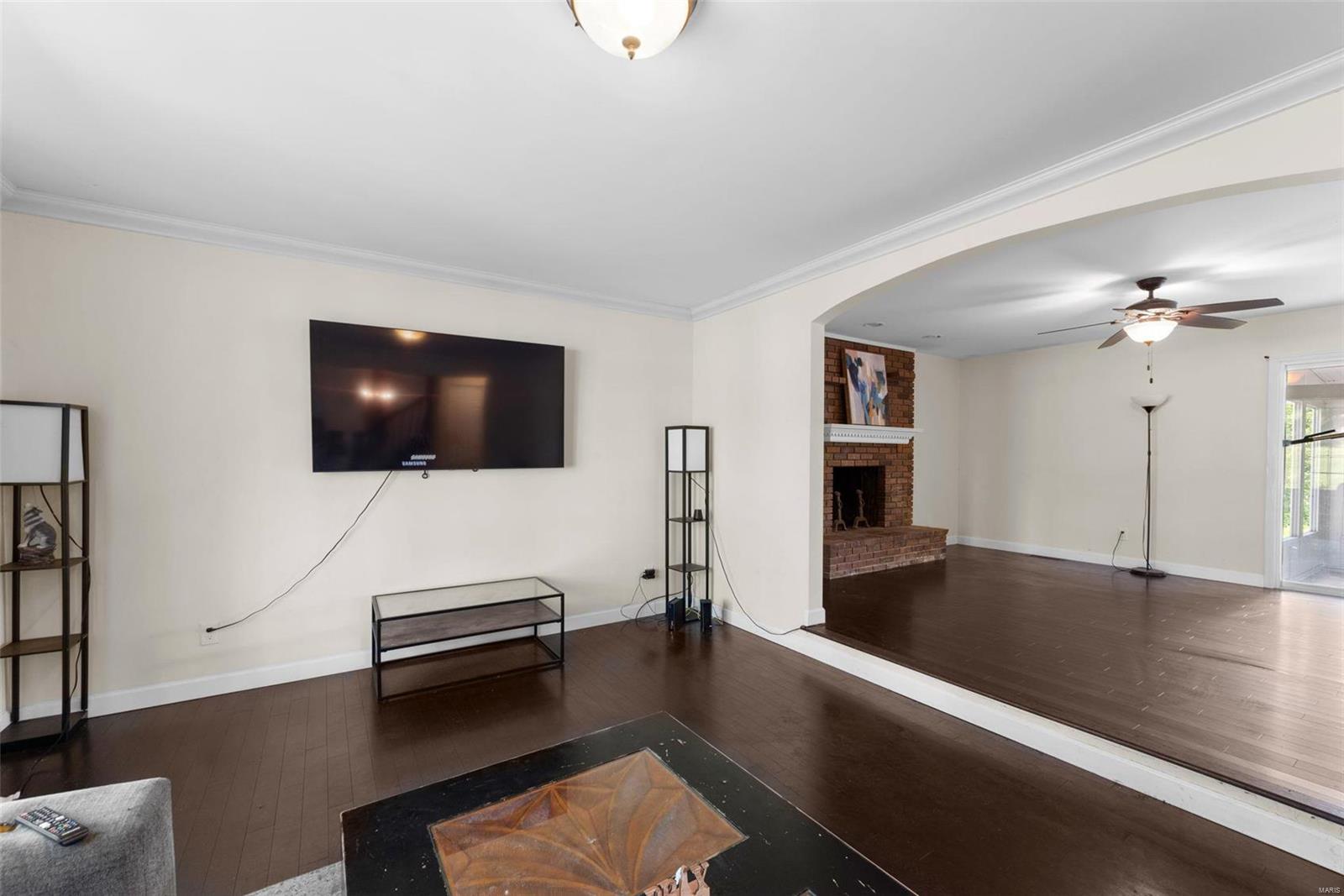 13344 West Watson Road Sunset Hills, MO 63127 - Photo 11 of 49 Gallery Image 11