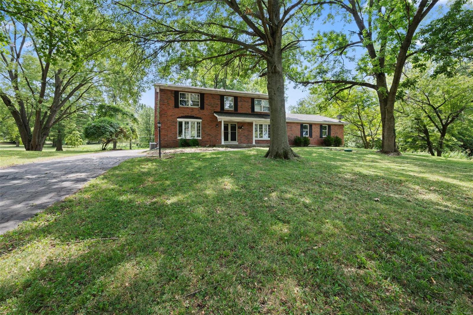 13344 West Watson Road Sunset Hills, MO 63127 - Photo 3 of 49 Gallery Image 3
