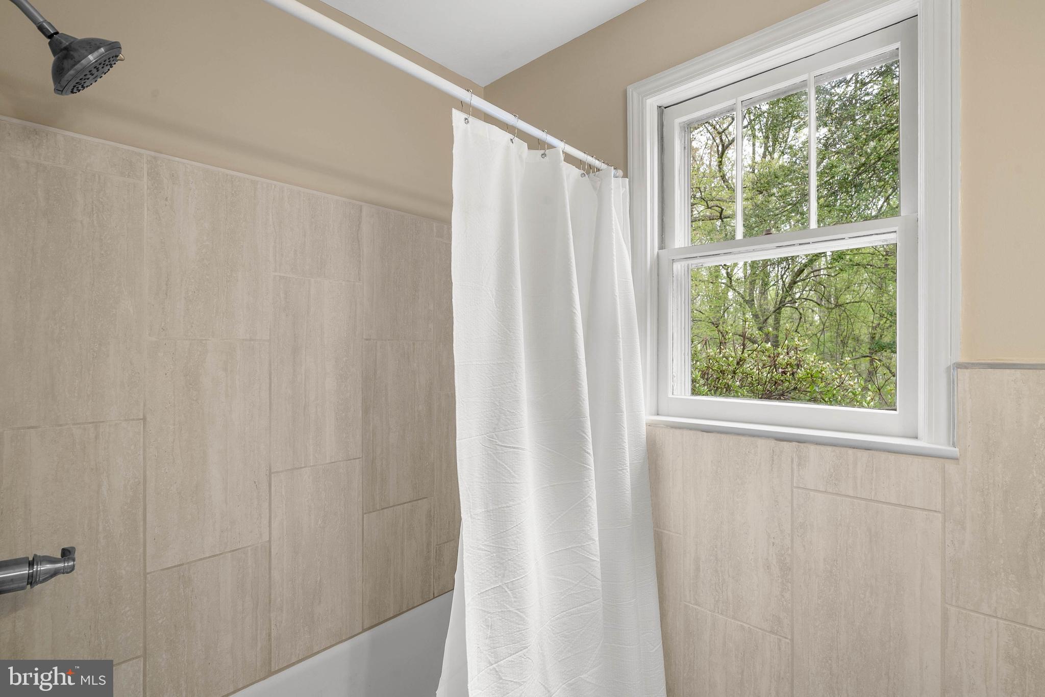 1210 Ednor Road Silver Spring, MD 20905 - Photo 28 of 49 Bathroom