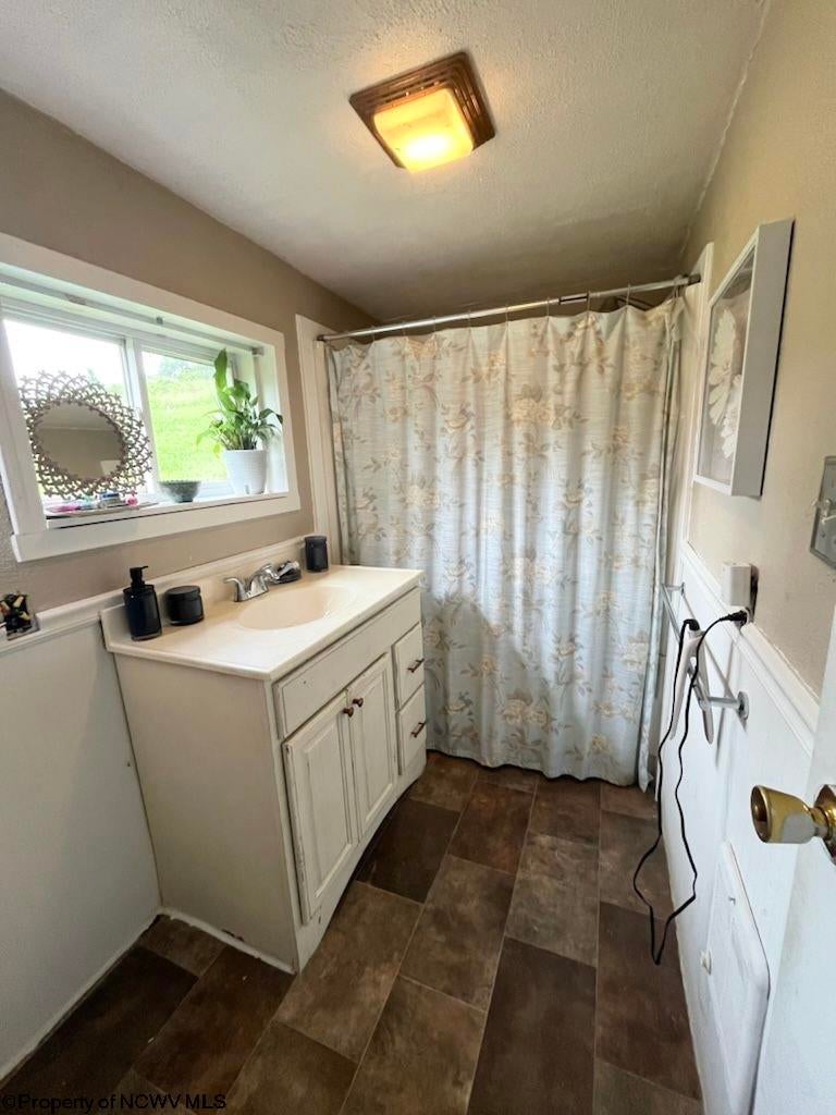 698 Clarksburg Road Buckhannon, WV 26201 - Photo 14 of 32 Gallery Image 14