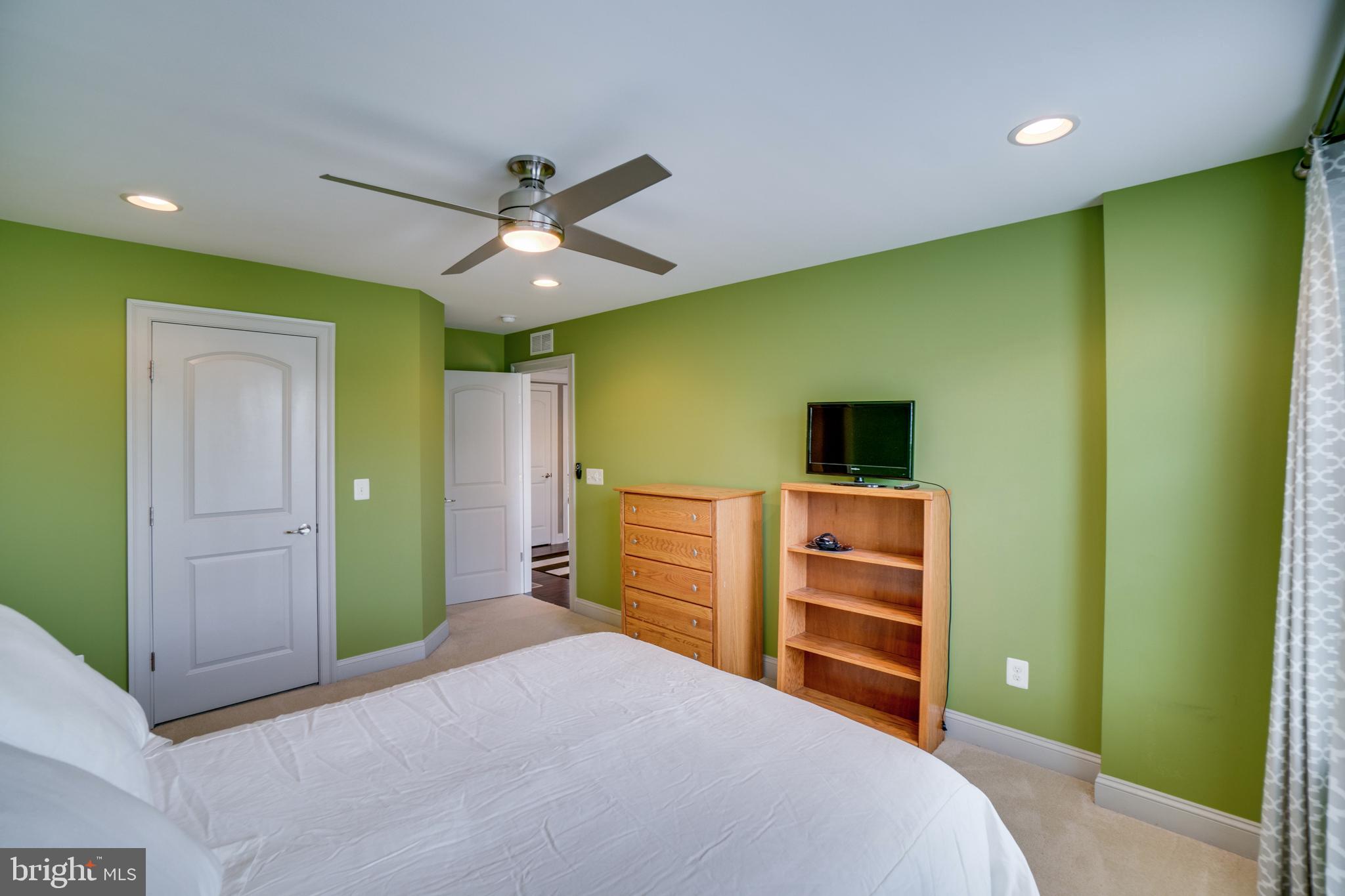 14700 Bell Tower Road Woodbridge, VA 22193 - Photo 24 of 38 Gallery Image 24
