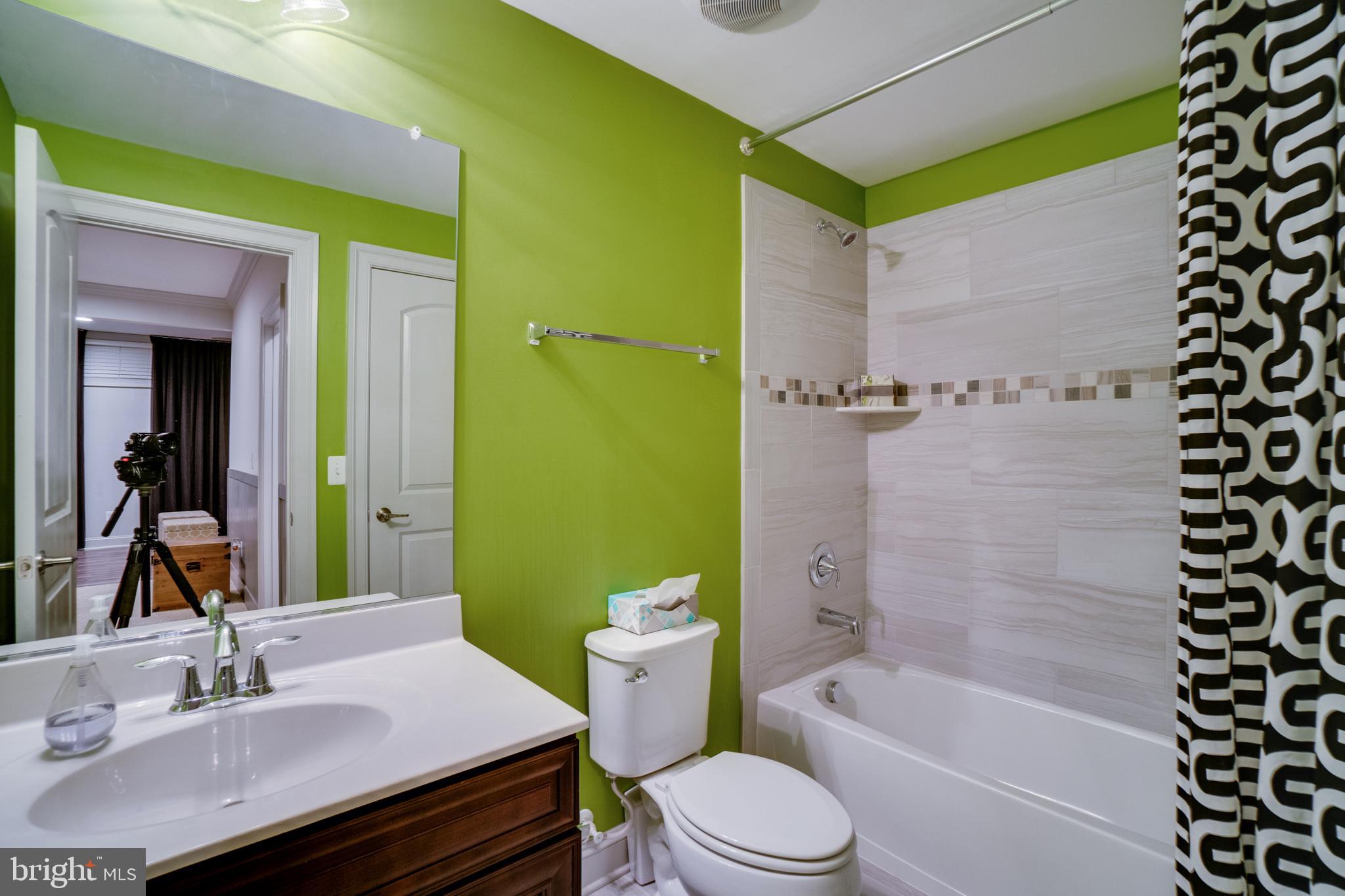 14700 Bell Tower Road Woodbridge, VA 22193 - Photo 32 of 38 Gallery Image 32
