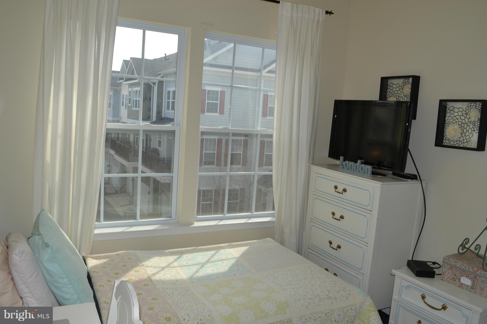 5791 Richards Valley Road Ellicott City, MD 21043 - Photo 21 of 30 Bedroom