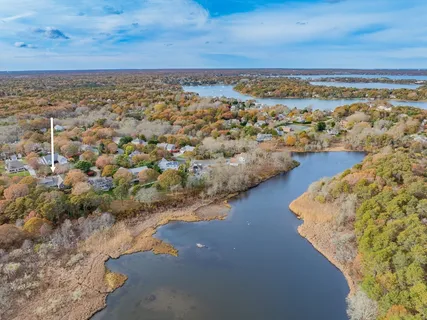 $2,950,000 | 41 Court Street, Chatham, MA 02650