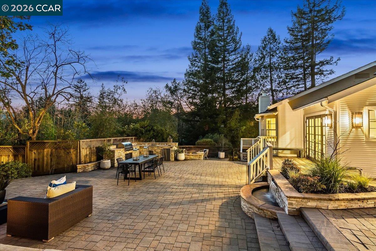 1076 North Thompson Road Lafayette, CA 94549 - Photo 13 of 44