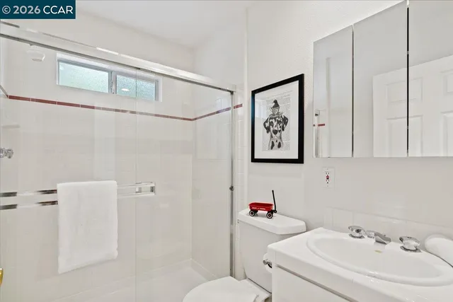 $2,550,000 | 1076 North Thompson Road, Lafayette, CA 94549