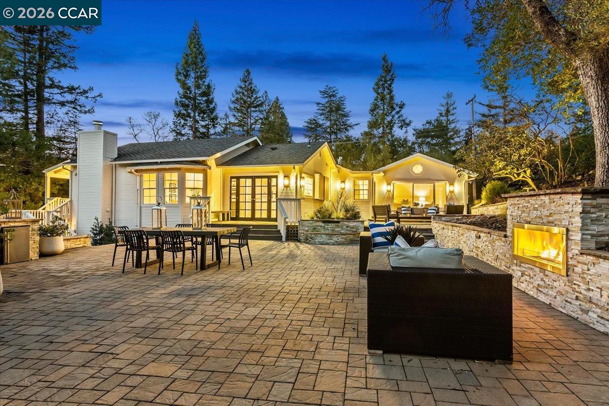 1076 North Thompson Road Lafayette, CA 94549 - Photo 3 of 44