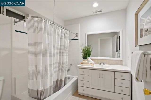 $2,550,000 | 1076 North Thompson Road, Lafayette, CA 94549