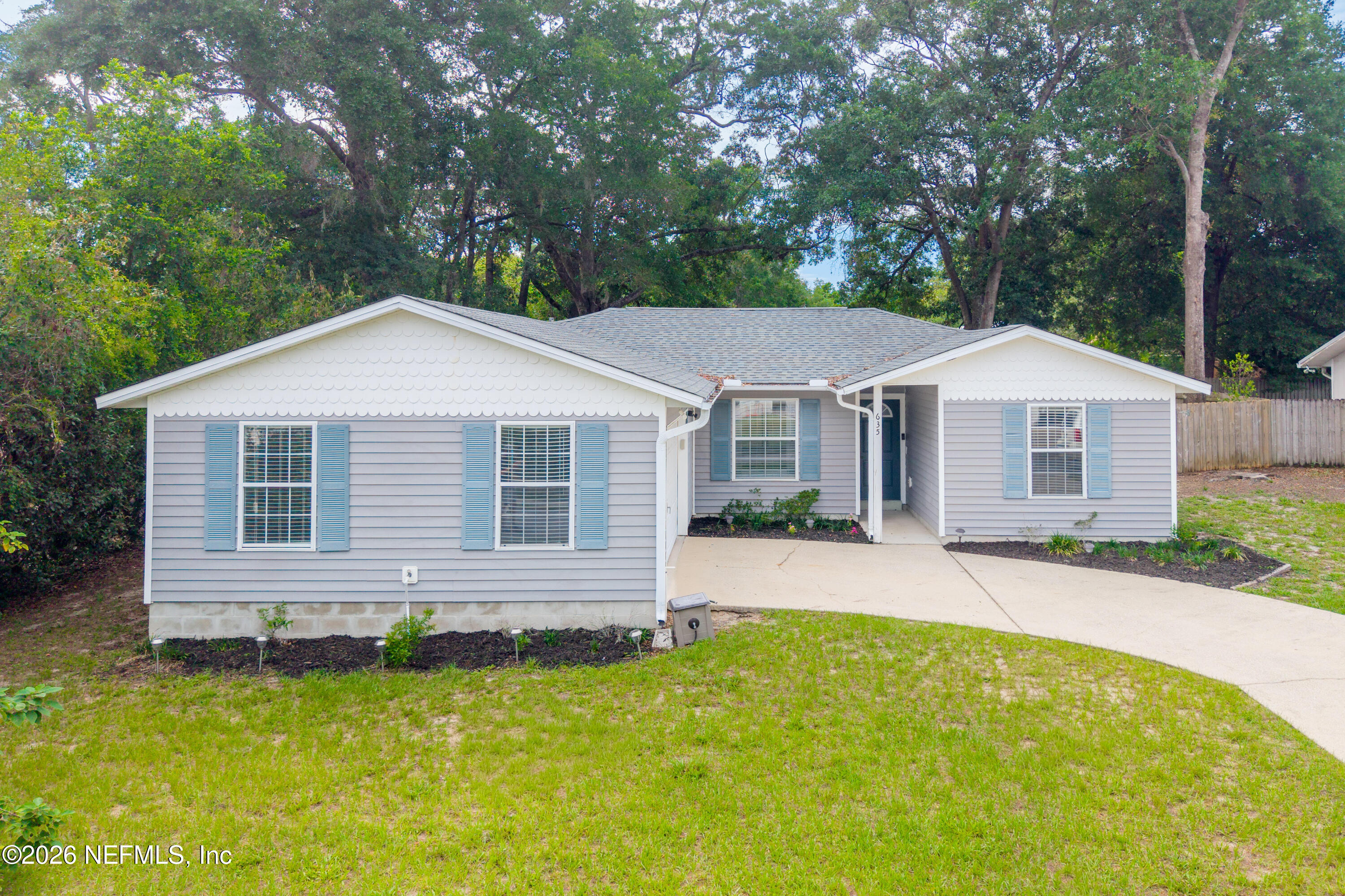 635 Southwest Cardinal Drive Keystone Heights, FL 32656 - Photo 5 of 57 IMG_7539
