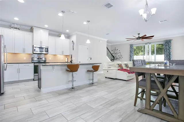 $395,000 | 73 Mayo Court, Oviedo, FL 32765