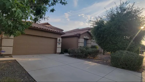 $2,400 | 3653 East Sparrow Place, Chandler, AZ 85286