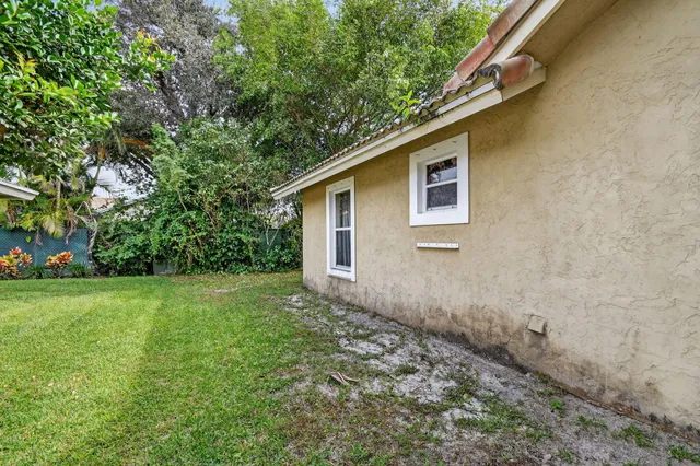 $480,000 | 1762 Primrose Lane, Wellington, FL 33414