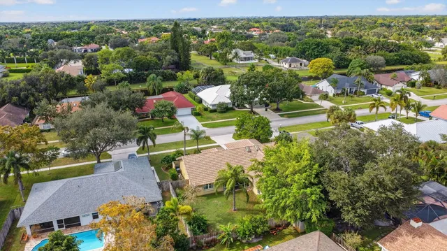 $480,000 | 1762 Primrose Lane, Wellington, FL 33414