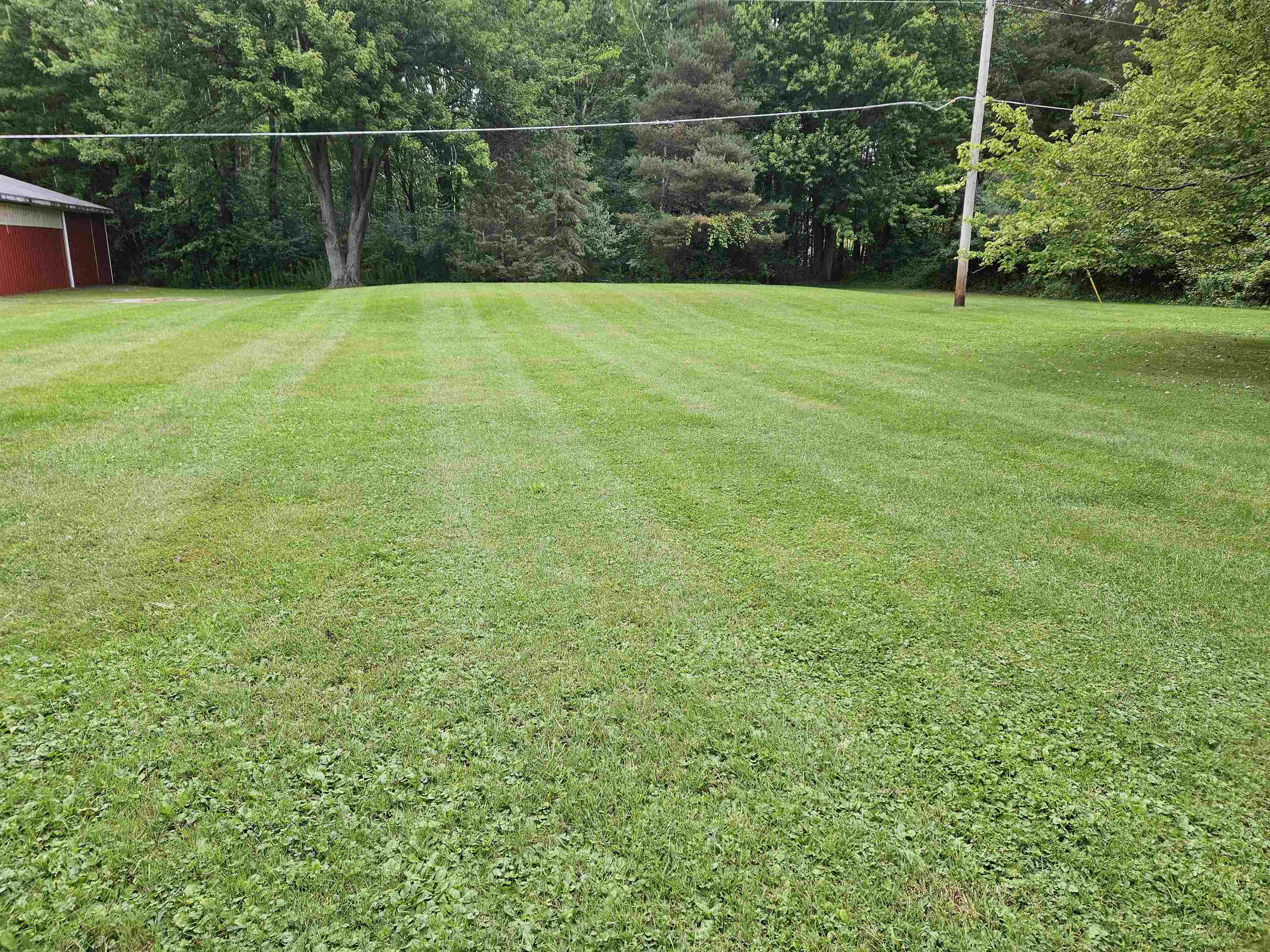 1329 East Lake Road Clio, MI 48420 - Photo 16 of 16 50122323-15.JPG