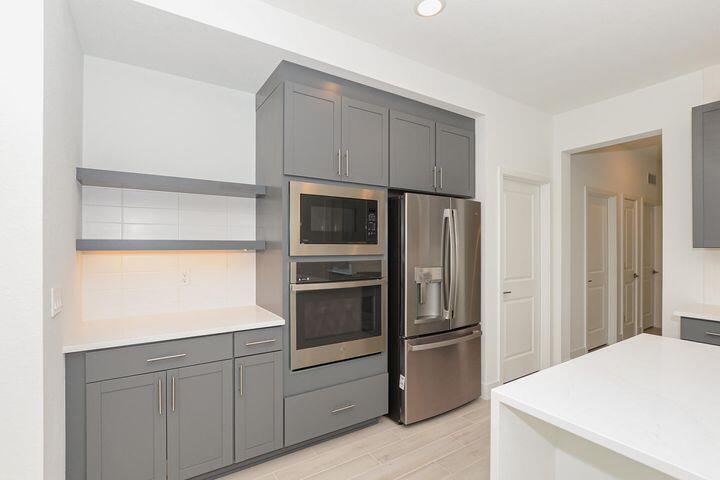 10307 Dreamweaver Road Port St. Lucie, FL 34987 - Photo 19 of 55 Kitchen 3