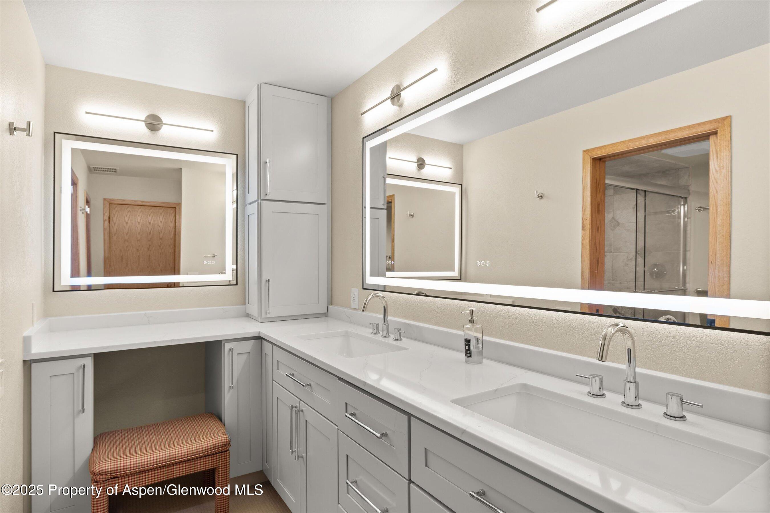 229 Faraway Road, Unit 35 Snowmass Village, CO 81615 - Photo 15 of 29 20-229FarawayRd_#35_2510_0952