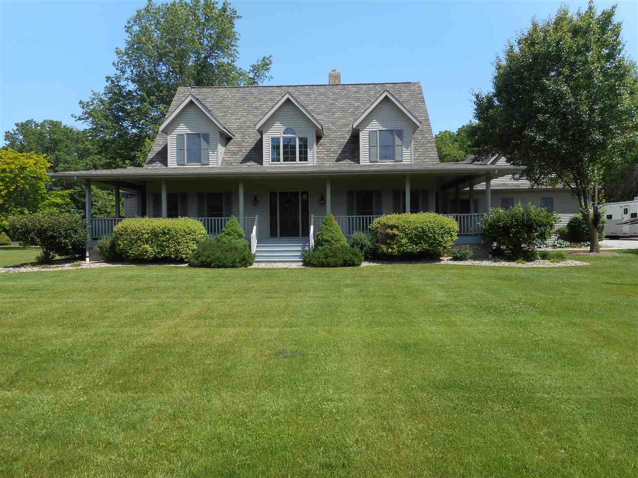1407 Jackson Road South Bend, IN 46614 - Photo 1 of 36 Gallery Image 1
