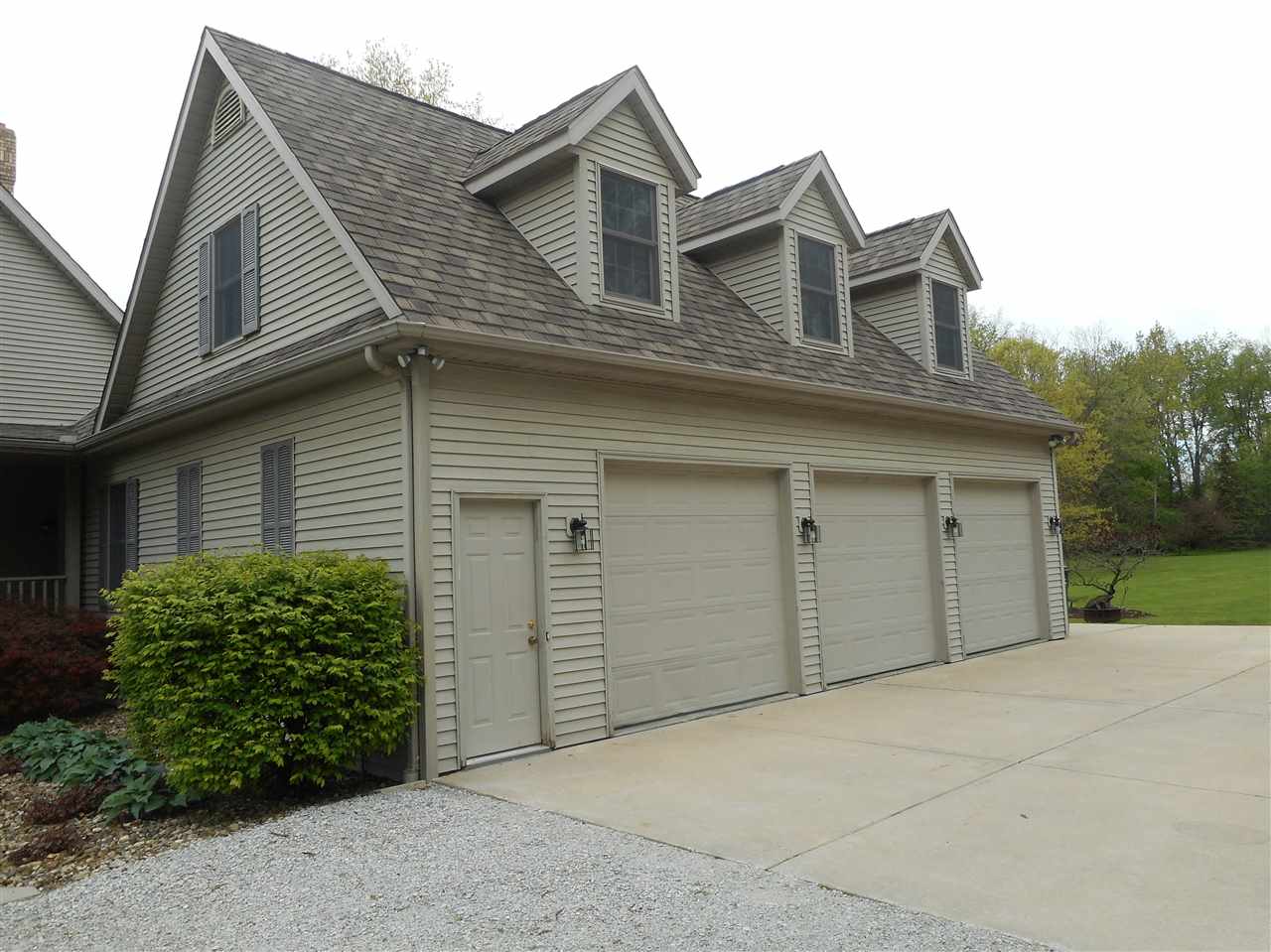 1407 Jackson Road South Bend, IN 46614 - Photo 33 of 36 Gallery Image 33