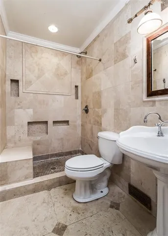 $1,995 | 1061 Dell Avenue Southeast, Smyrna, GA 30080