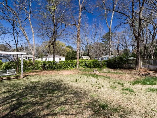 $1,995 | 1061 Dell Avenue Southeast, Smyrna, GA 30080