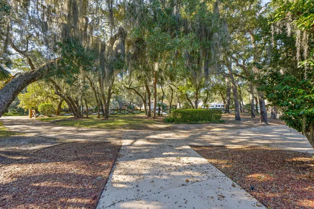 $1,200,000 | 19 Old Ferry Road, Shalimar, FL 32579