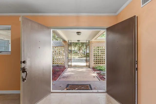 $1,200,000 | 19 Old Ferry Road, Shalimar, FL 32579