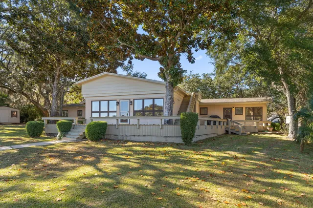 $1,200,000 | 19 Old Ferry Road, Shalimar, FL 32579