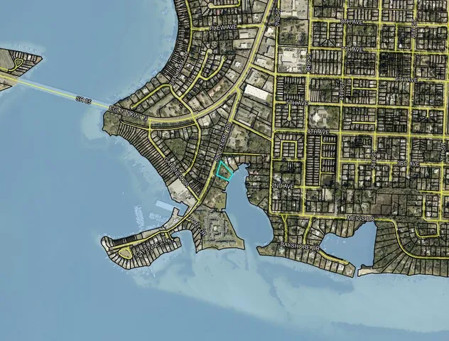 $1,200,000 | 19 Old Ferry Road, Shalimar, FL 32579