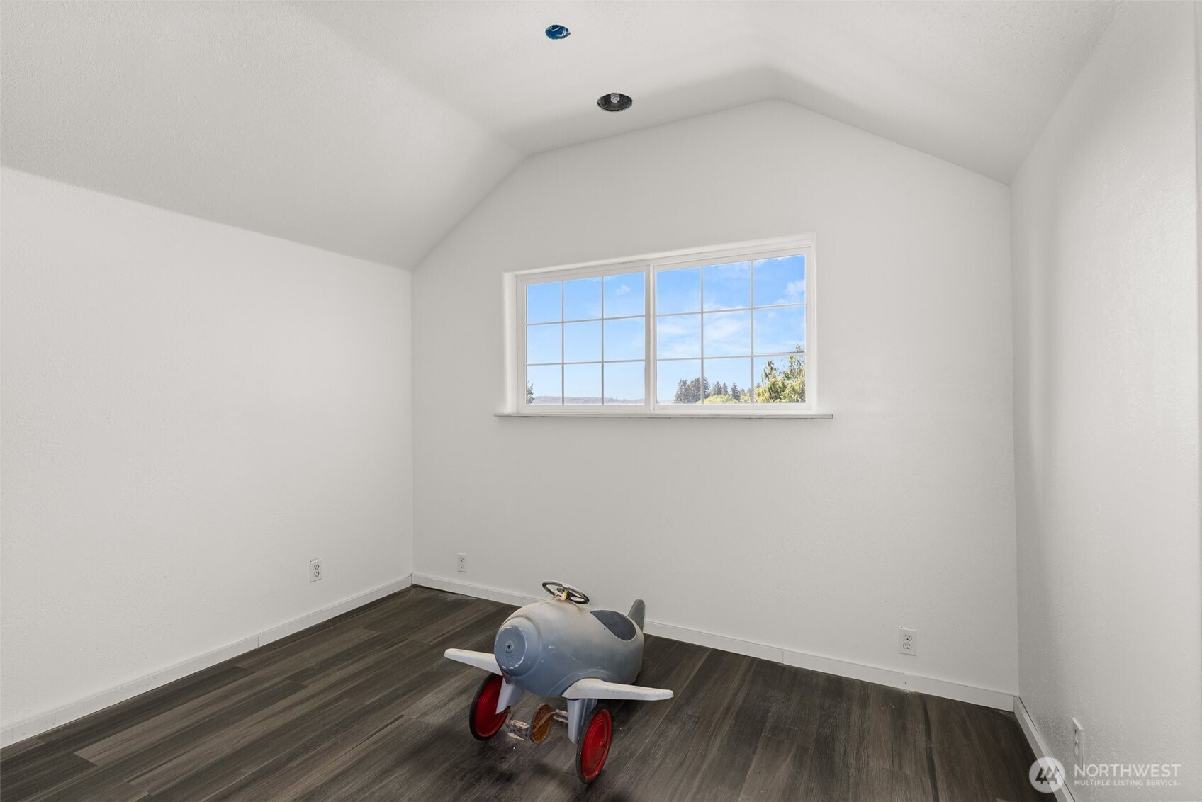 719 Main Street Raymond, WA 98577 - Photo 18 of 19 Gallery Image 18