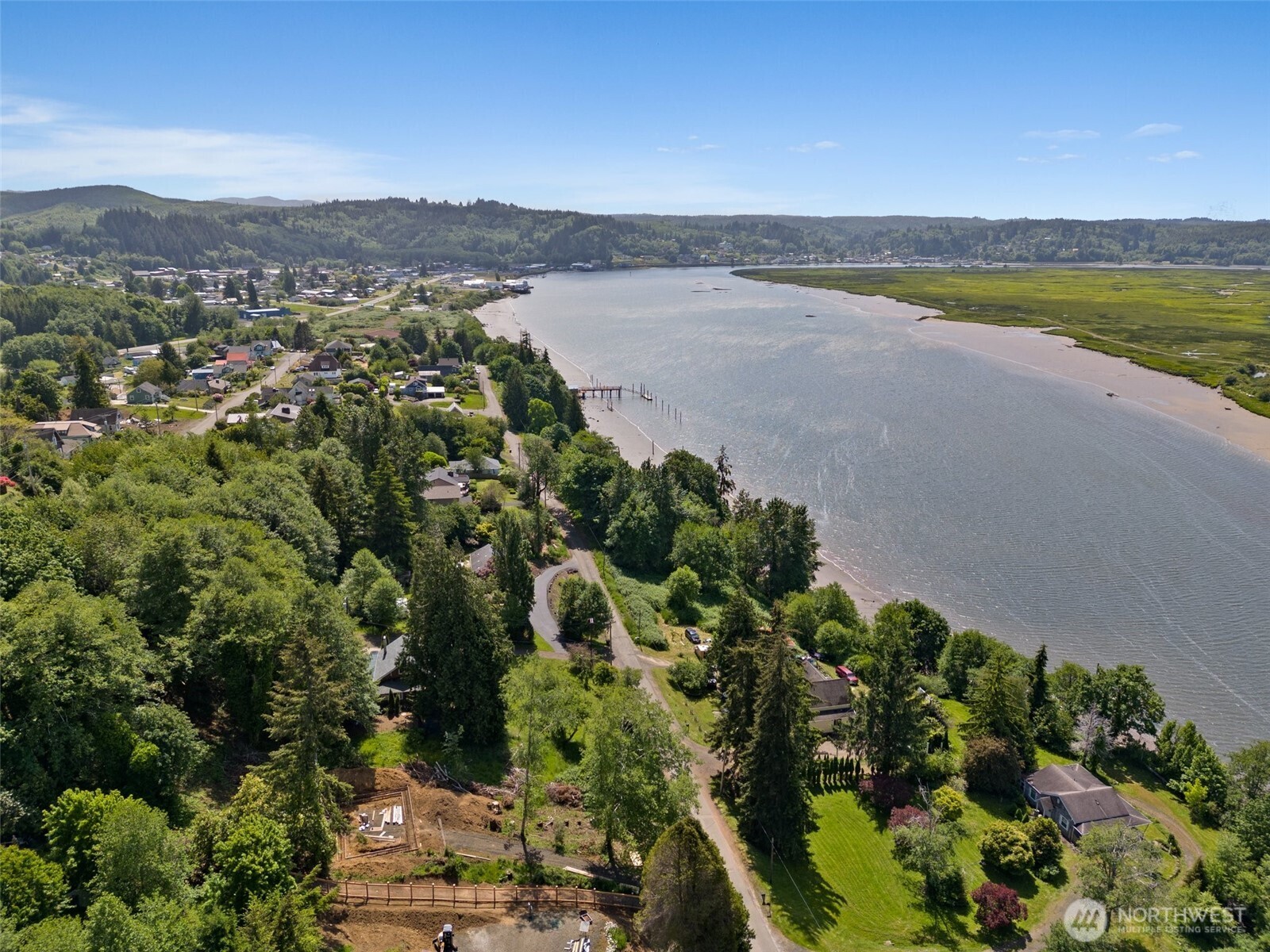 719 Main Street Raymond, WA 98577 - Photo 4 of 19 Gallery Image 4