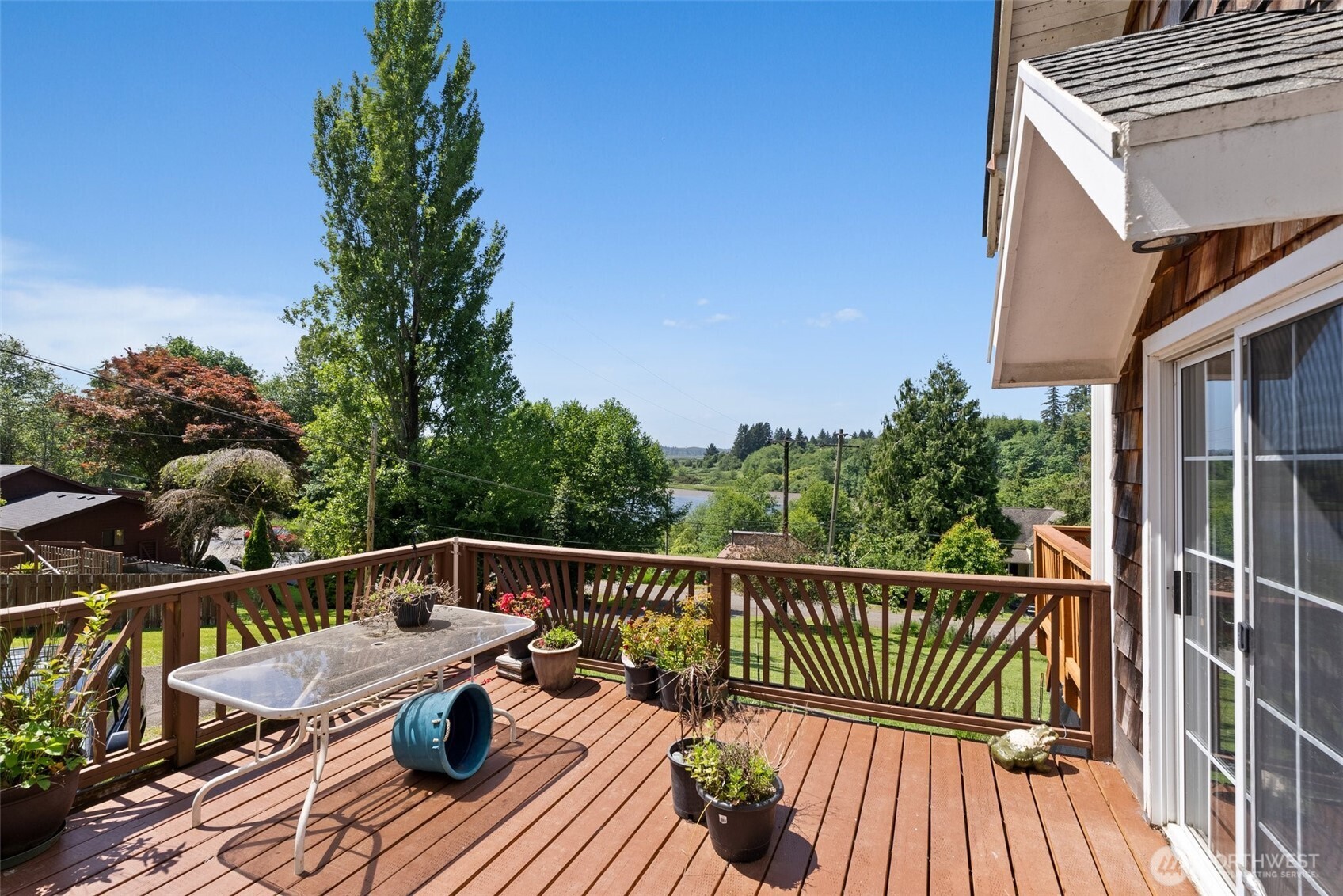719 Main Street Raymond, WA 98577 - Photo 9 of 19 Gallery Image 9