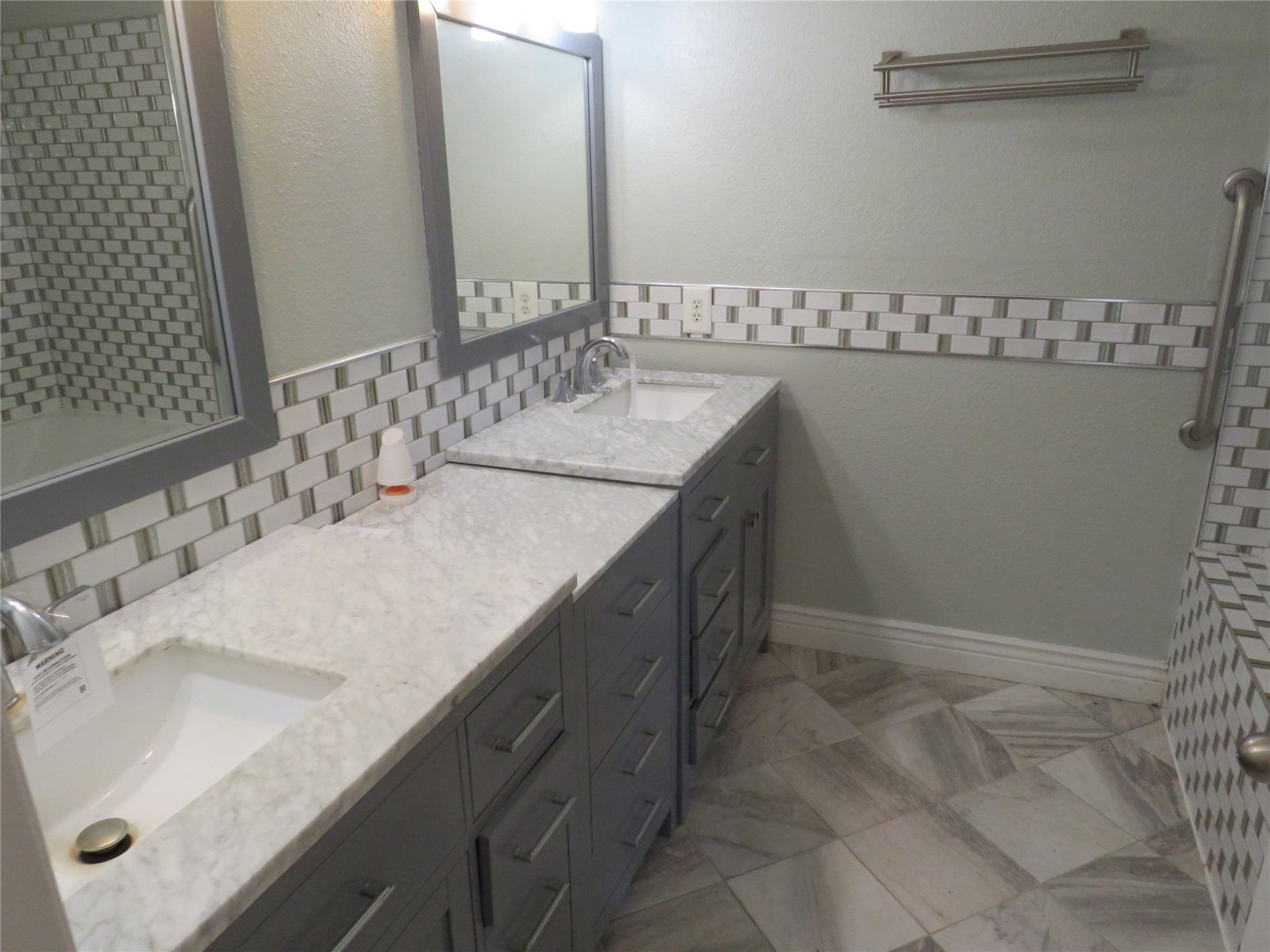 10 Forrest Lane Angleton, TX 77515 - Photo 11 of 20