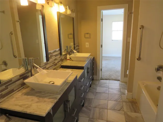 $296,000 | 10 Forrest Lane, Angleton, TX 77515