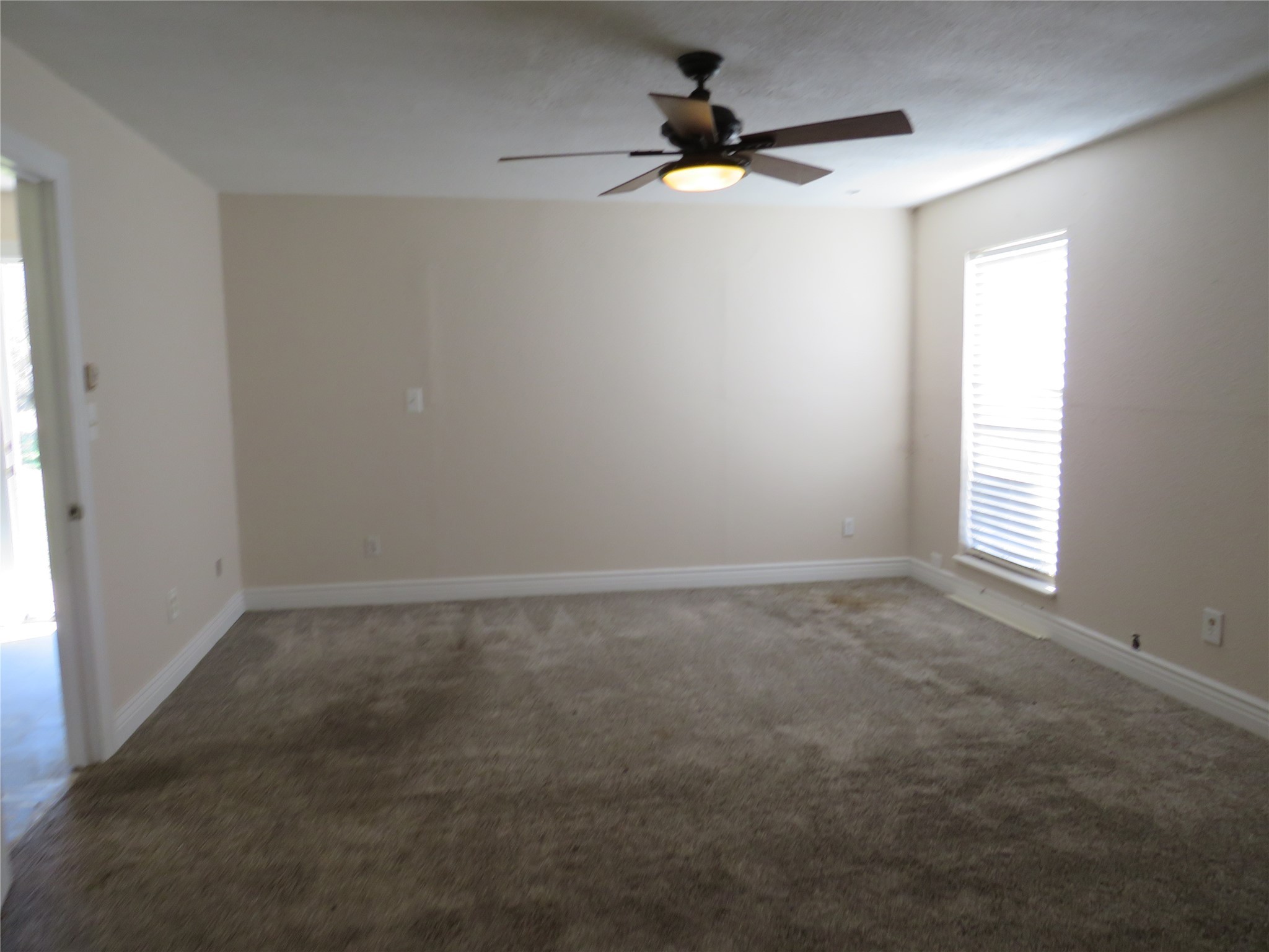 10 Forrest Lane Angleton, TX 77515 - Photo 10 of 20