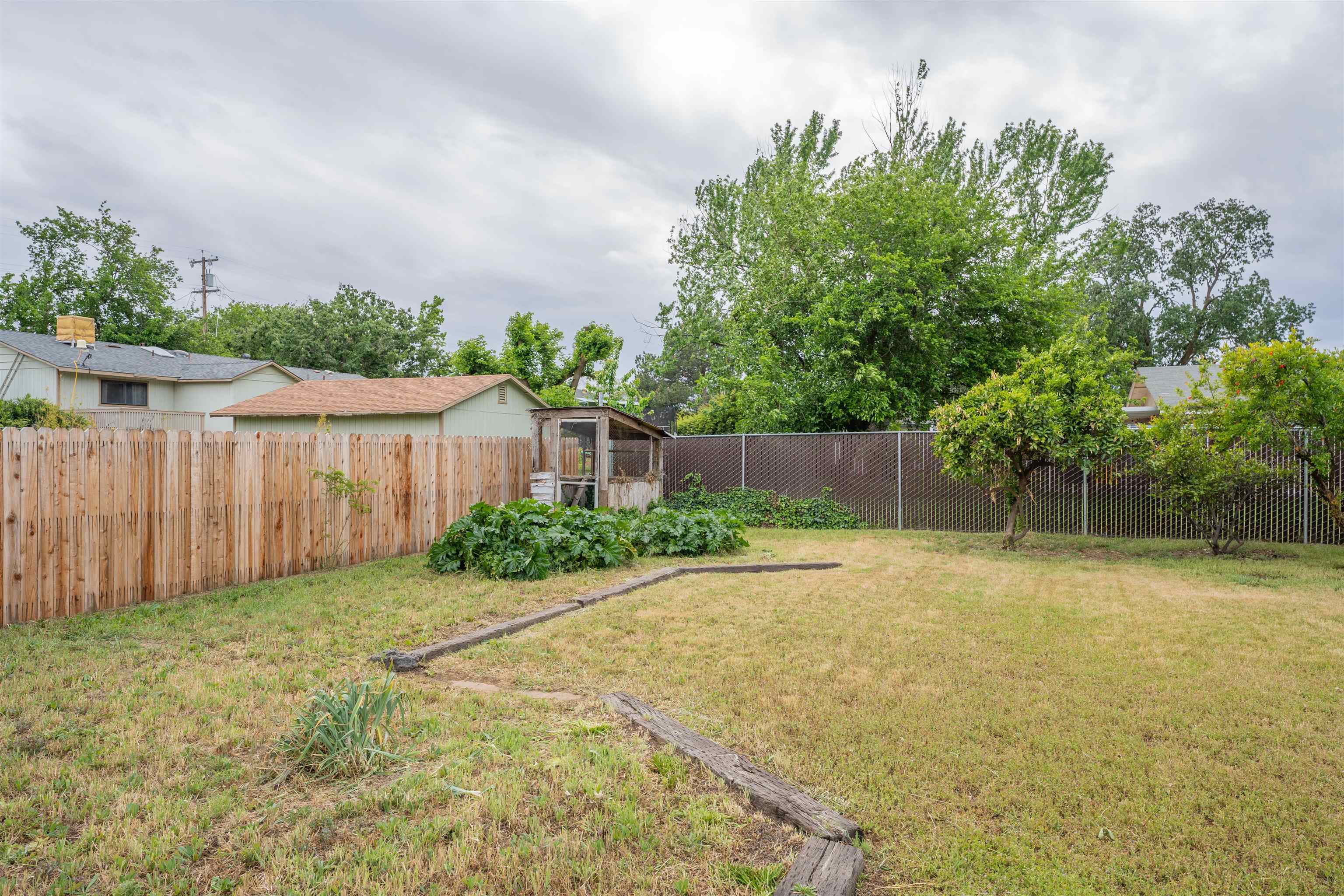 22015 Riverside Avenue Red Bluff, CA 96080 - Photo 30 of 31 Gallery Image 30