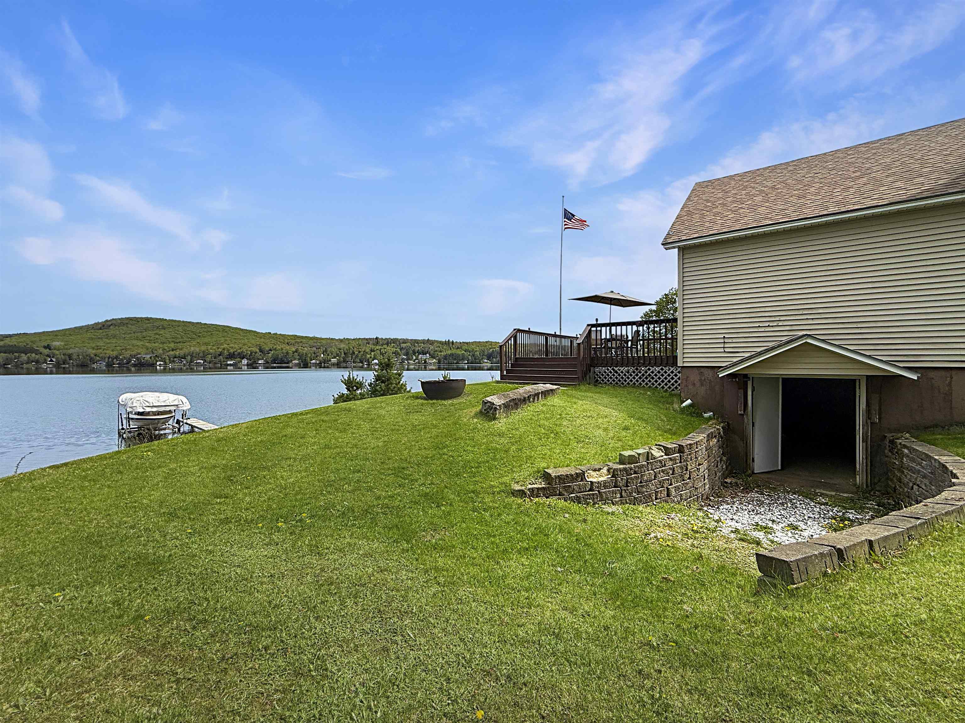 4518 Highway 114 Canaan, VT 05903 - Photo 34 of 38