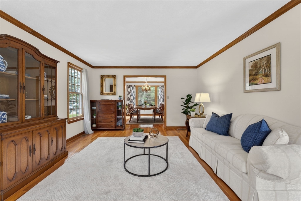 2 Stouffer Circle Andover, MA 01810 - Photo 7 of 41