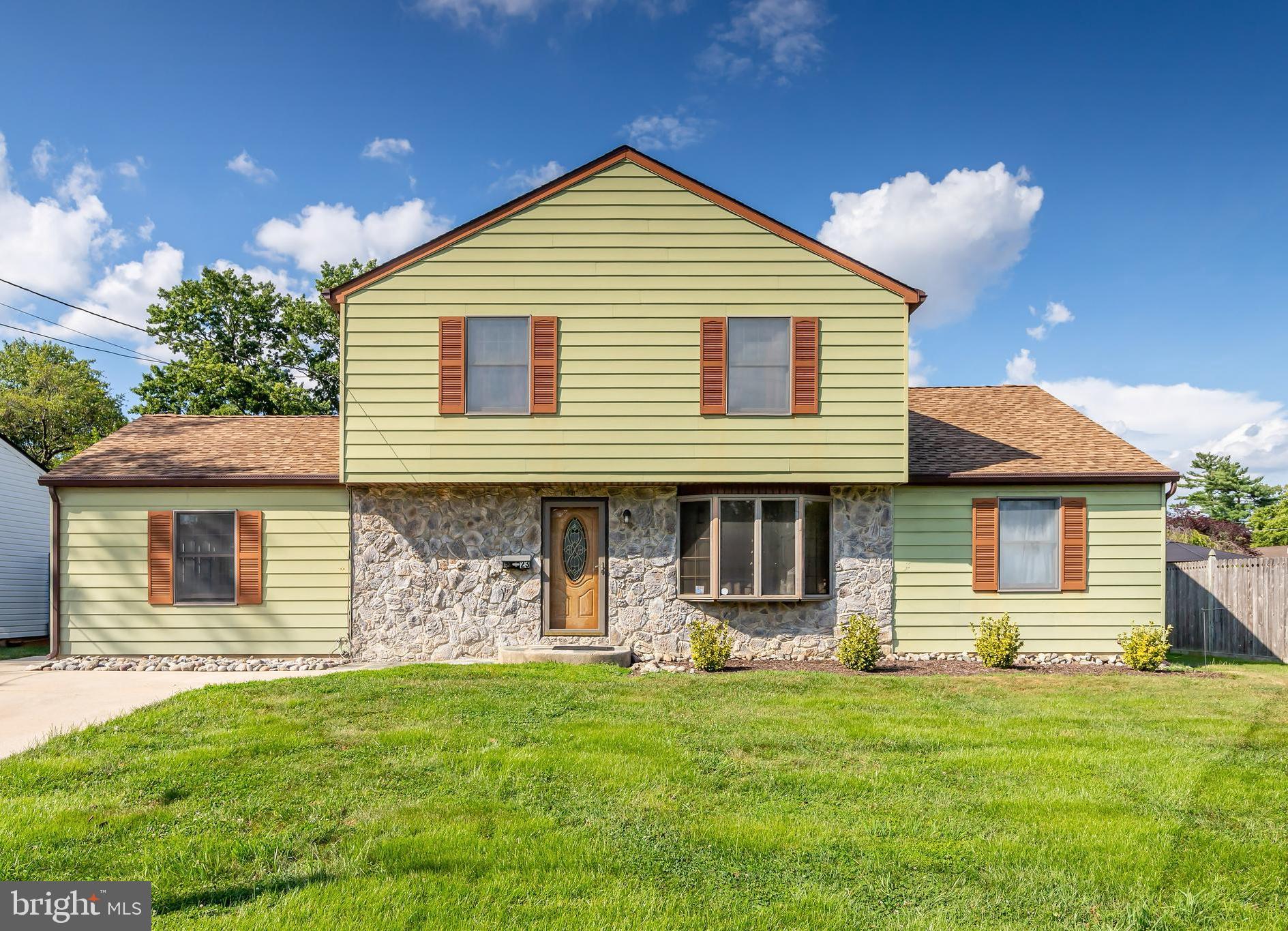 23 Randolph Road West Deptford, NJ 08096 - Photo 1 of 18 a front view of a house with a garden