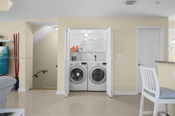 $5,000 | 18413 Northeast 27th Court, Unit 18413, Aventura, FL 33160