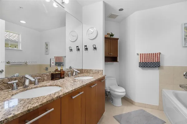 $5,000 | 18413 Northeast 27th Court, Unit 18413, Aventura, FL 33160