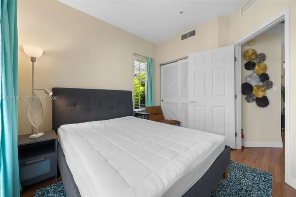 $5,000 | 18413 Northeast 27th Court, Unit 18413, Aventura, FL 33160