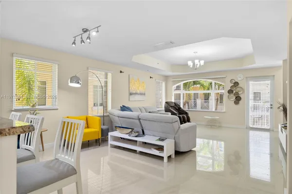 $5,000 | 18413 Northeast 27th Court, Unit 18413, Aventura, FL 33160