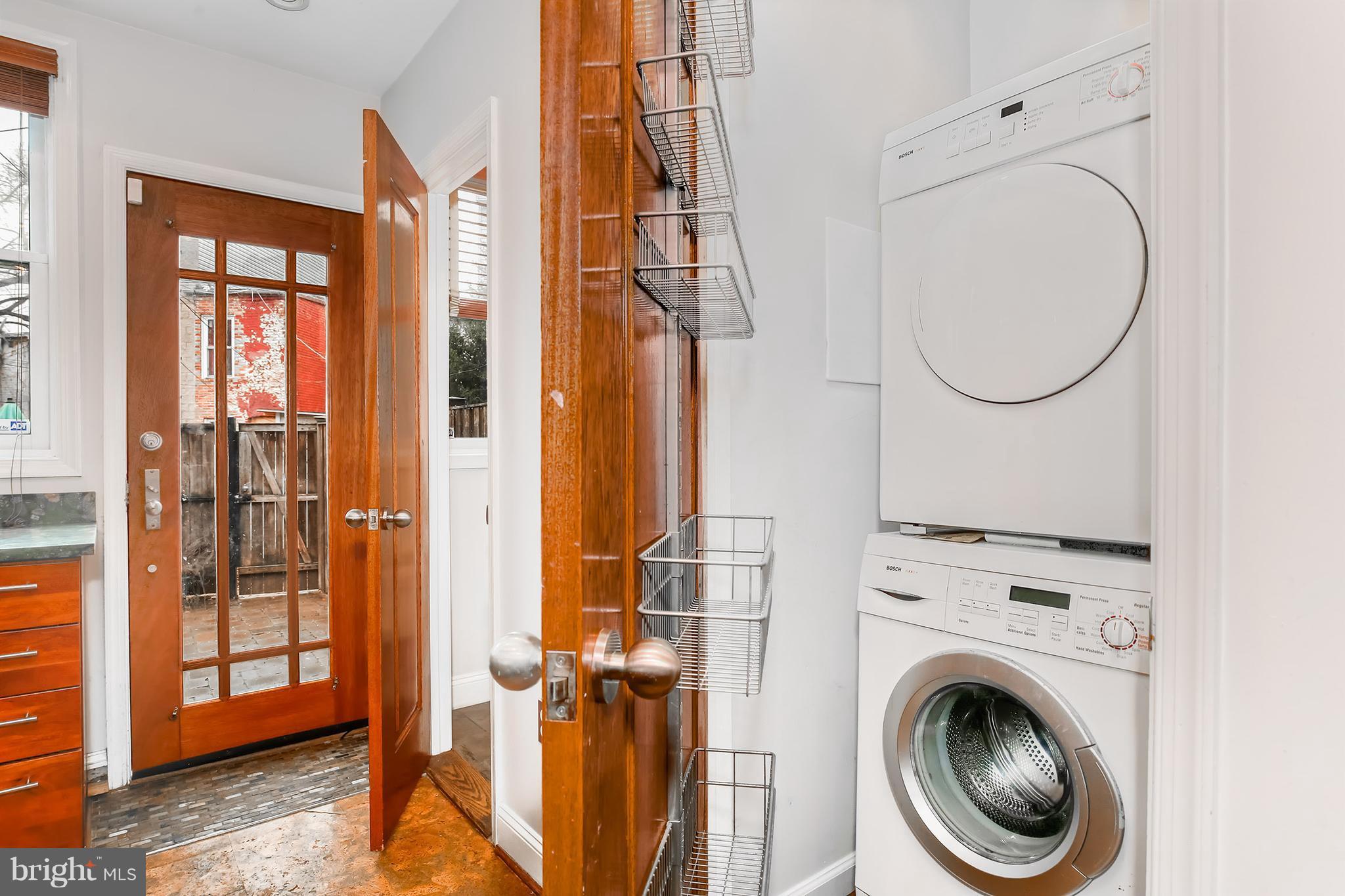 964 Florida Avenue Northwest Washington, DC 20001 - Photo 16 of 27 a view of livingroom with washer and dryer