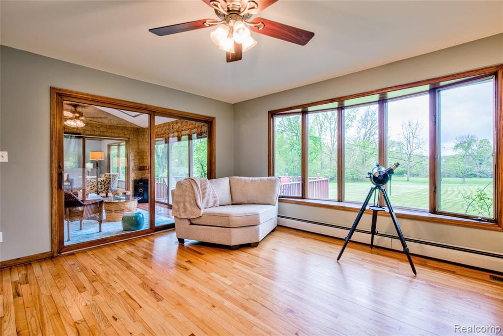 32671 West Eleven Mile Road Farmington Hills, MI 48336 - Photo 9 of 35