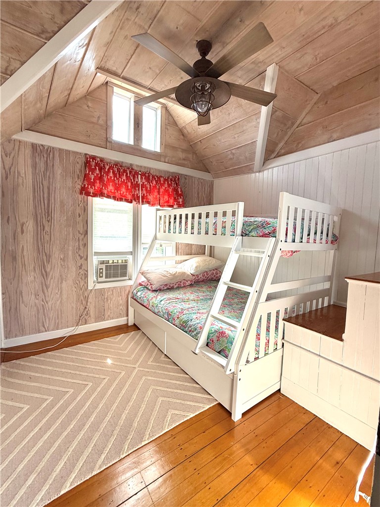 36 Riverside Avenue Portsmouth, RI 02871 - Photo 21 of 34 Gallery Image 21
