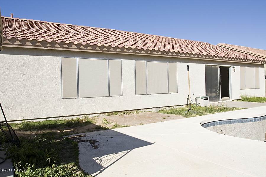 1609 East Greenway Road Phoenix, AZ 85042 - Photo 23 of 24 Sunscreens