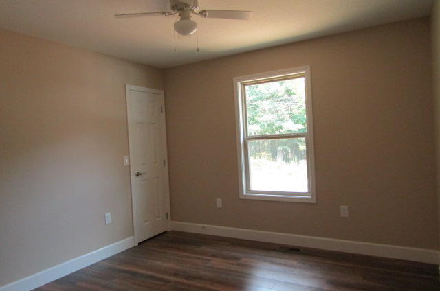 4022 Sioux Road Crossville, TN 38572 - Photo 12 of 17 IMG_2493