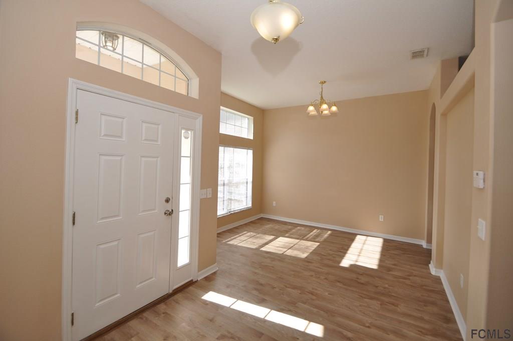 17 Slumber Path Palm Coast, FL 32164 - Photo 3 of 38