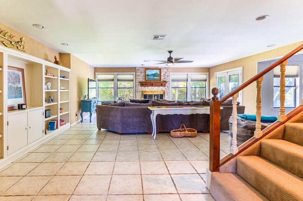 663 Coxs Oak Valley Road Waco, TX 76705 - Photo 9 of 40